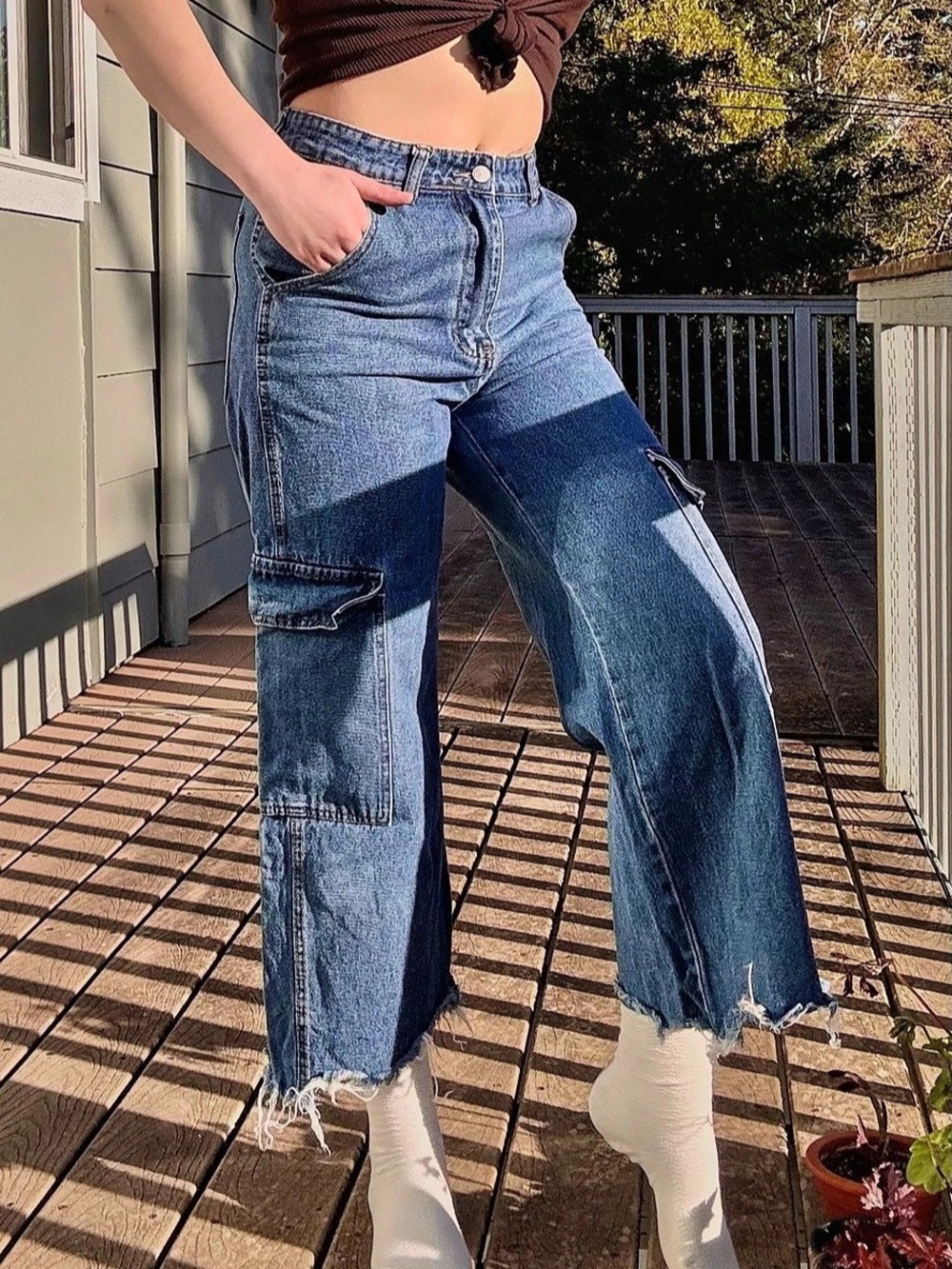 Women's Wide Leg Cargo Jeans in Blue